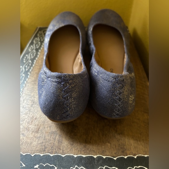 NEW Women’s Lucky Brand ballet shoes - purple with a goldish accent - size 11 - Picture 10 of 15